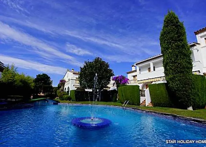 Casa Natalia بيت للعطل